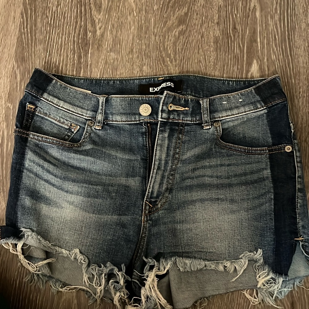 Size M Express shorts perfect condition